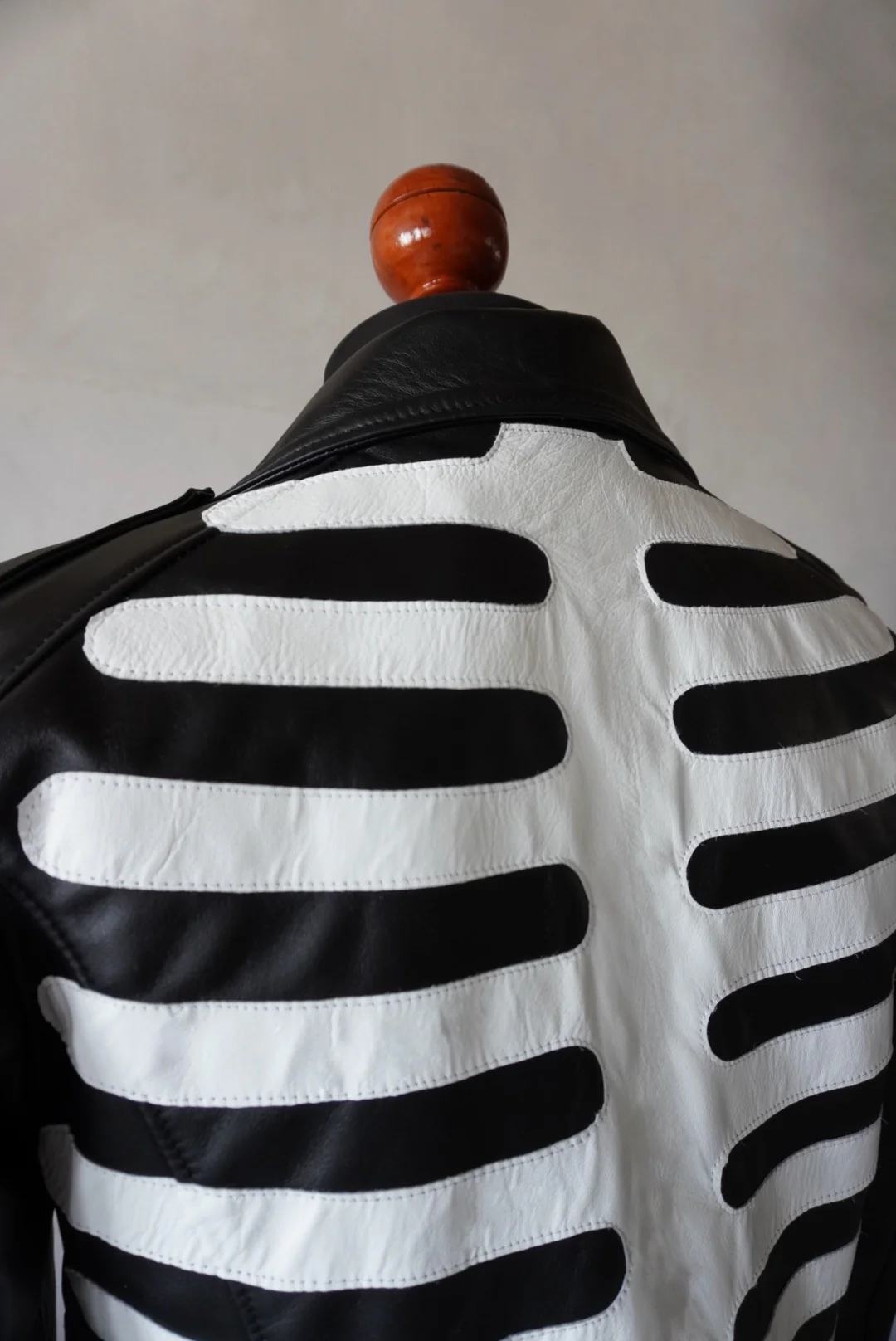 Biker no.1 Axl rose bones black - Image 6