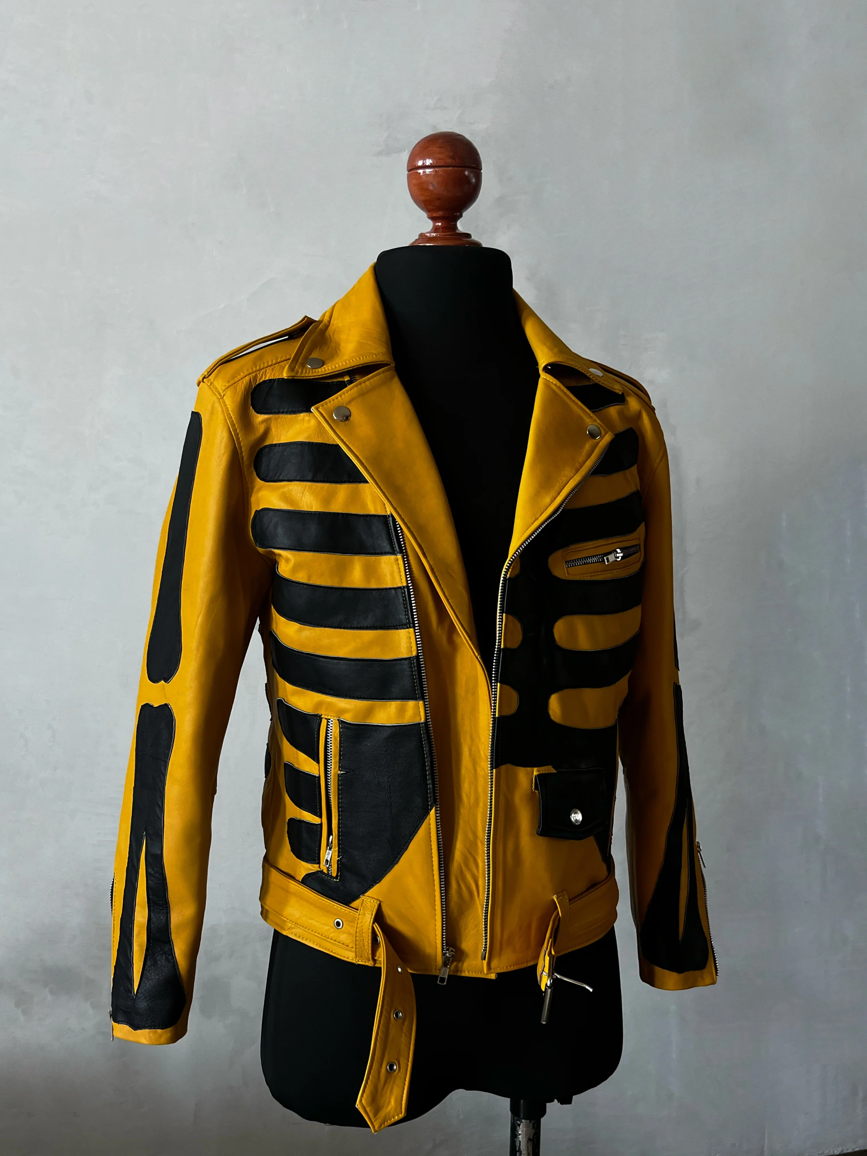 Biker no.1 axl bones black & yellow - Image 6