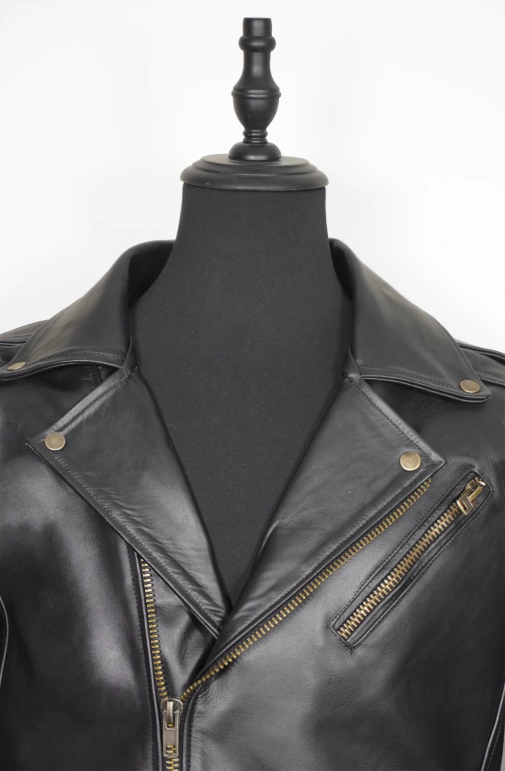 Biker no.1 cuero negro y bronce - Image 6