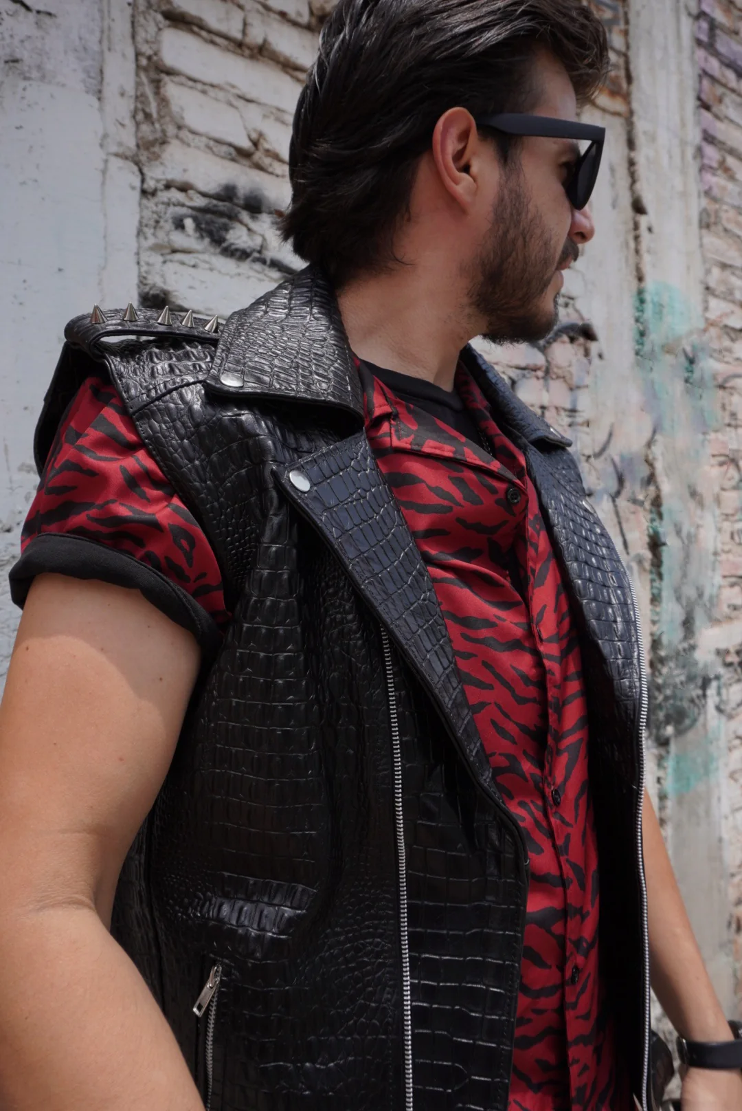 Biker no.1 vest coco black - Image 2