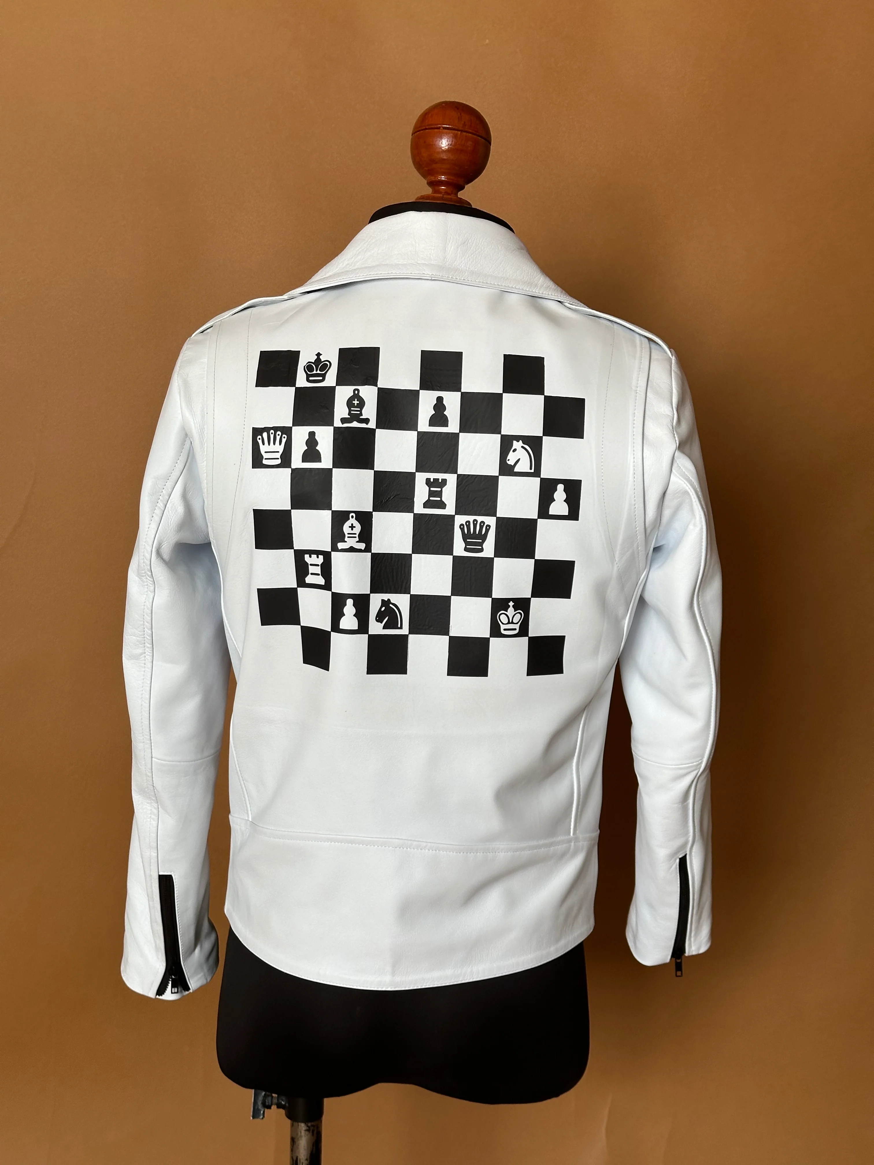 Biker YOLO white