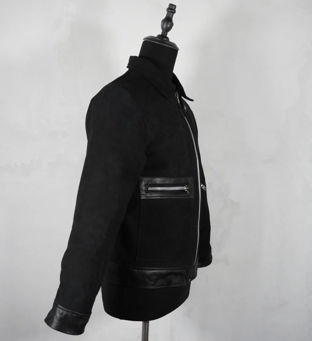 Bruce Darkest black - Image 3