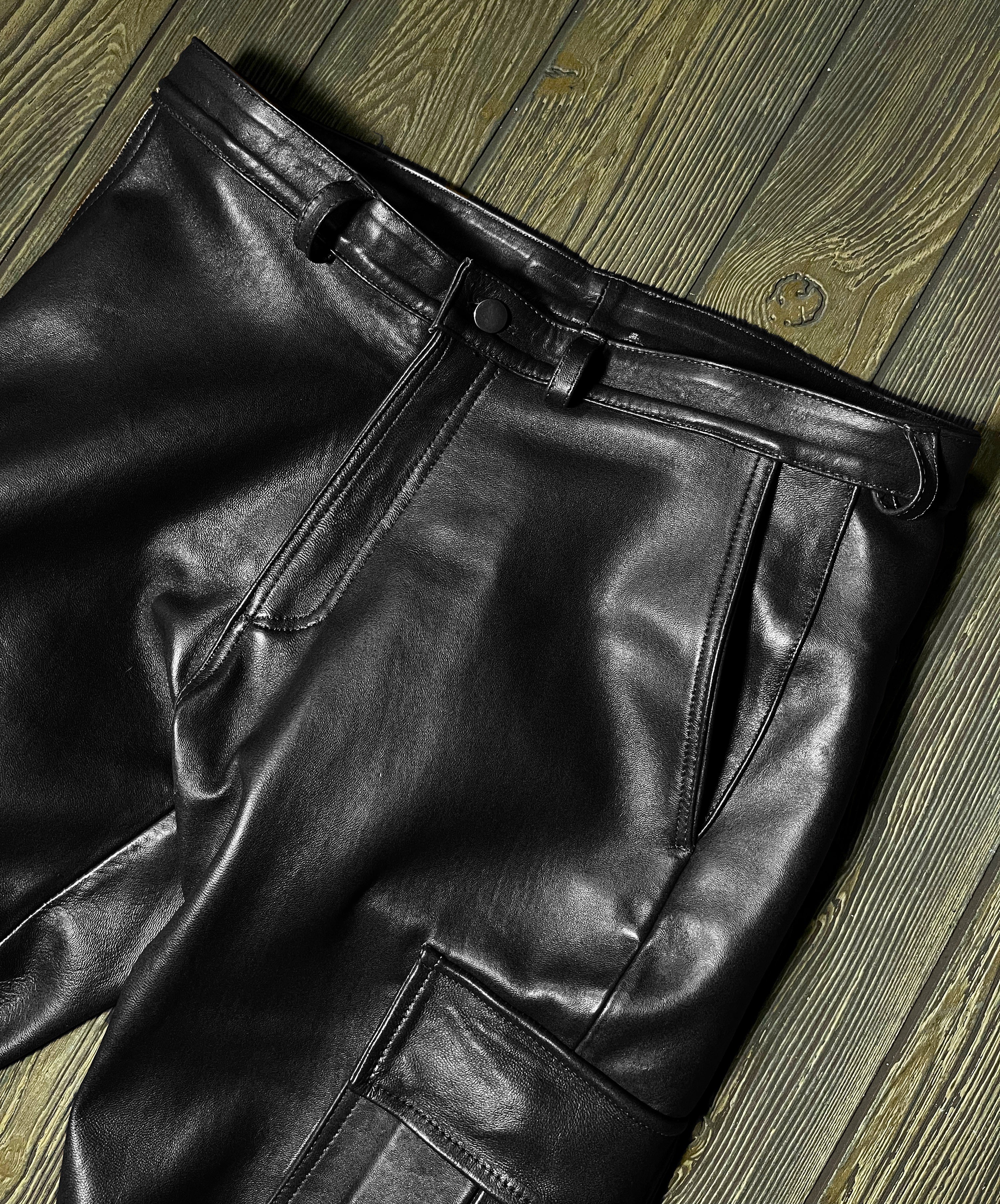Cargo darkest black leahter pants - Image 6