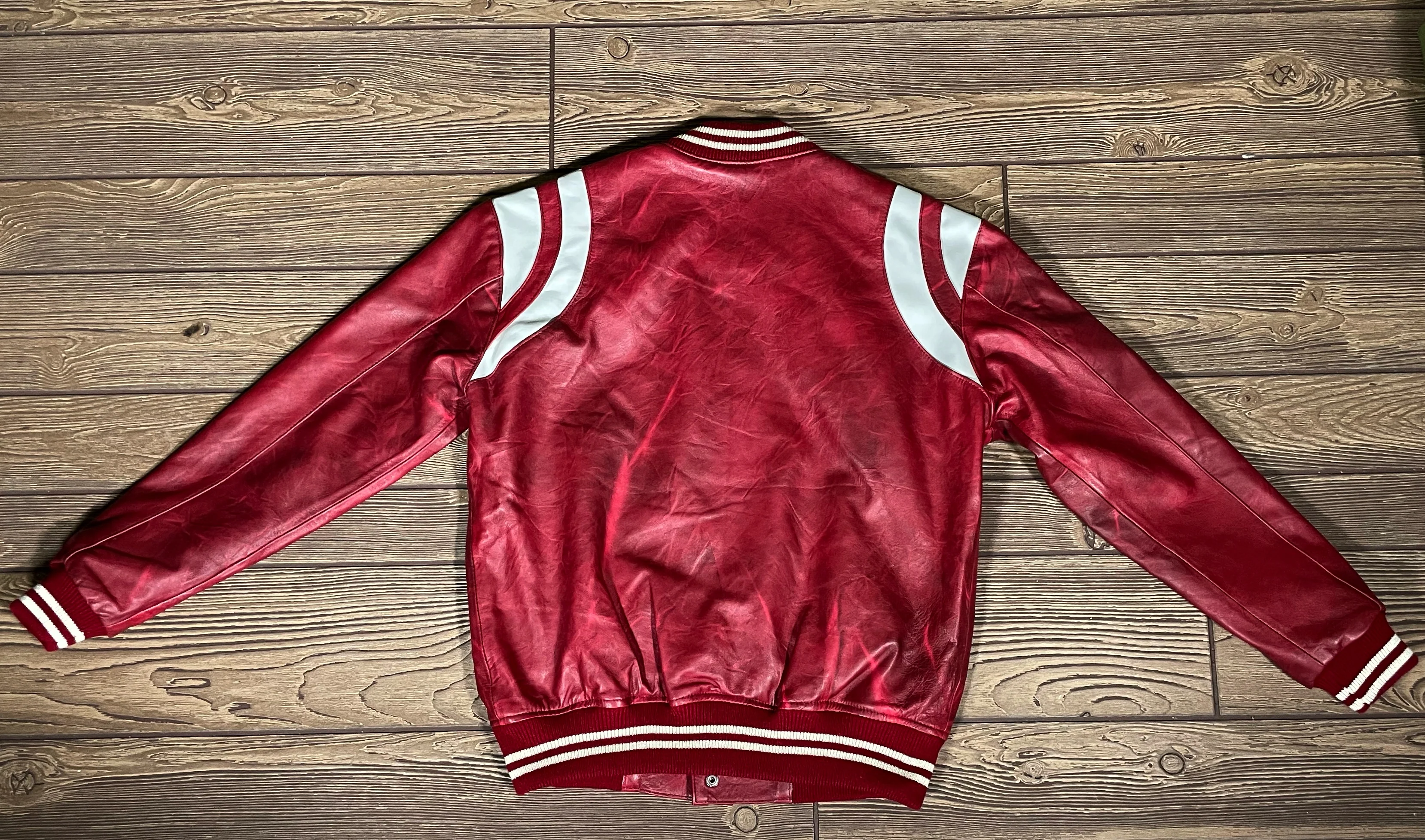 Donat red & bones - Image 9
