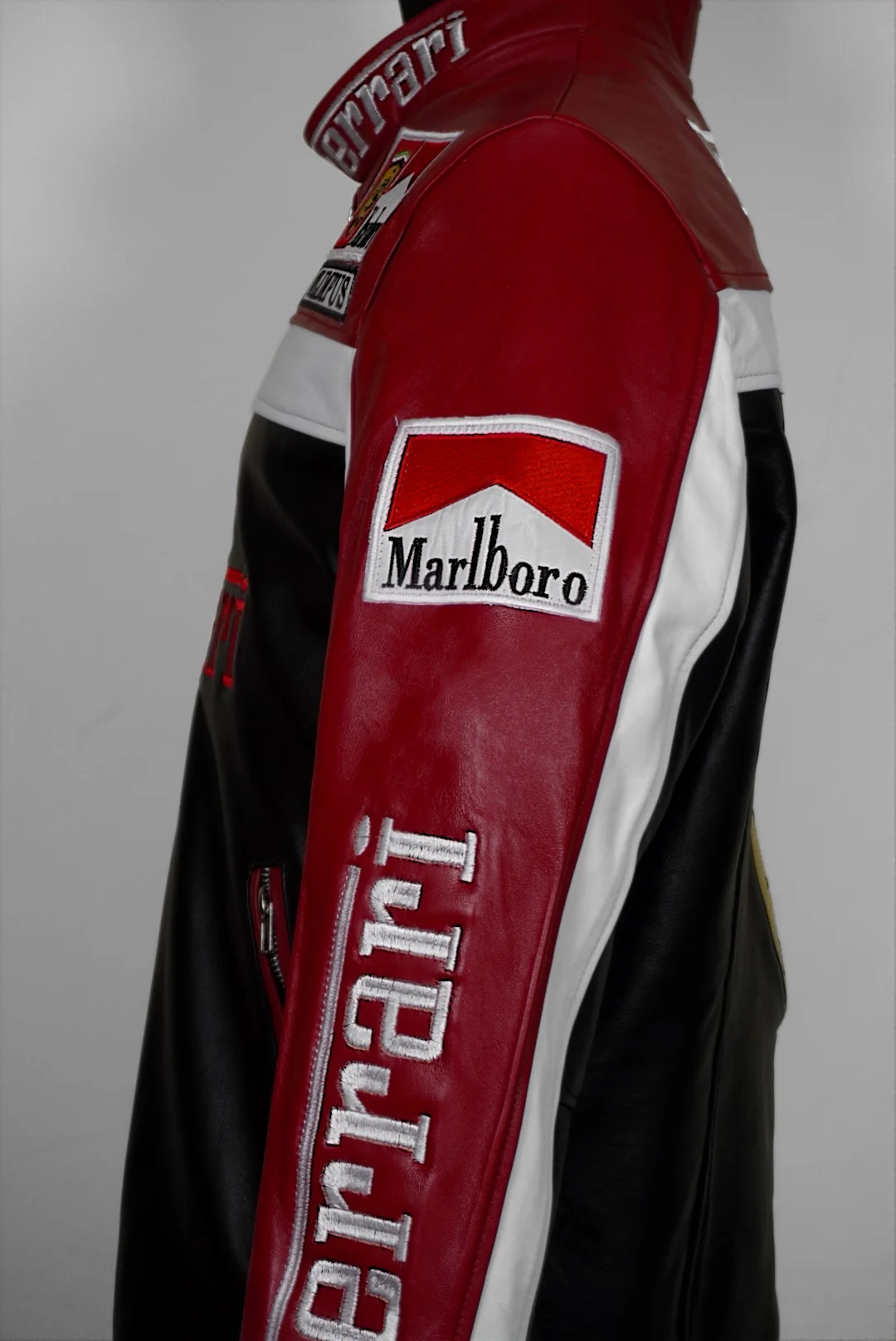 F-50 red - Image 8