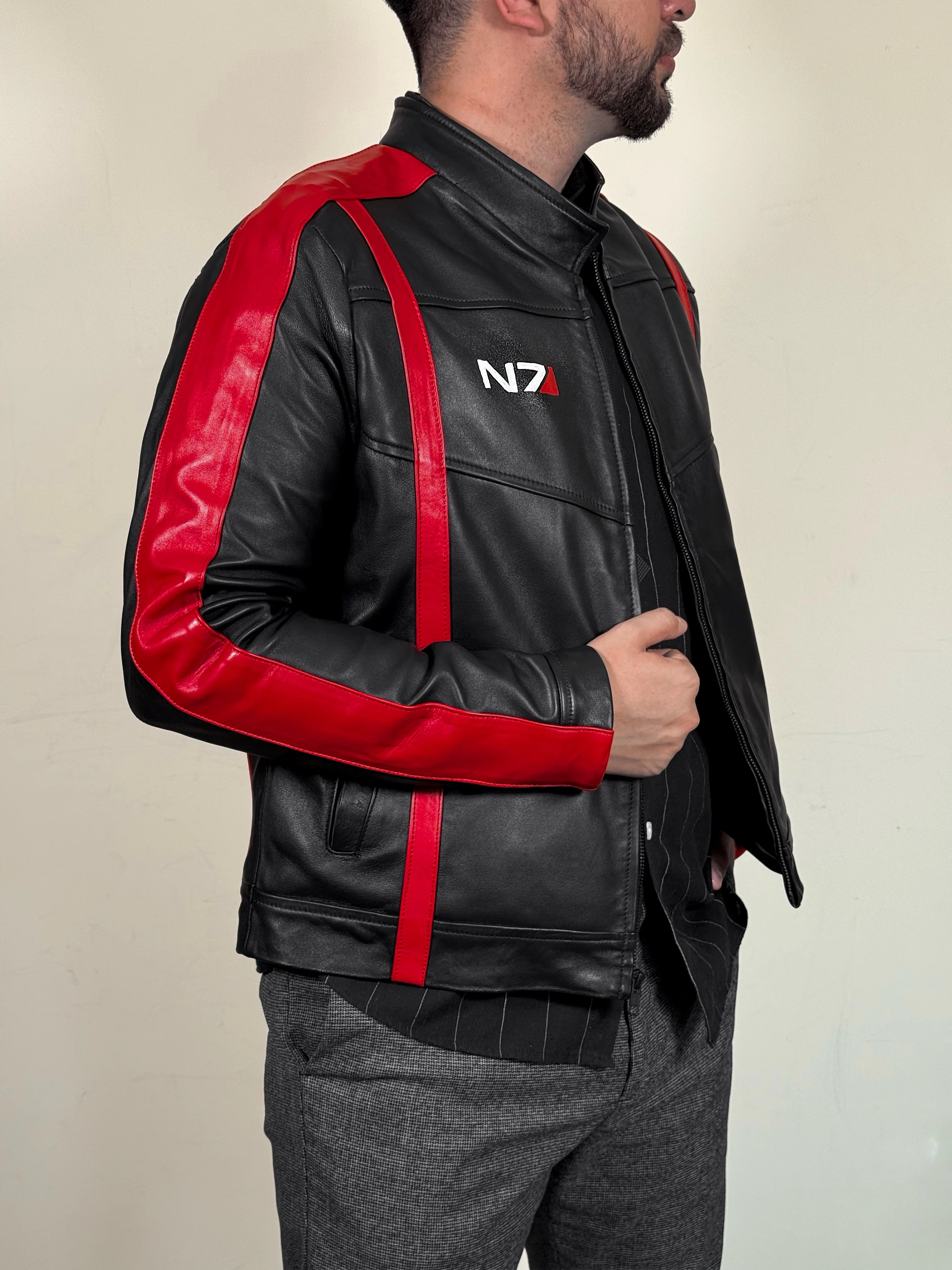 Mass Effect Black - Image 14