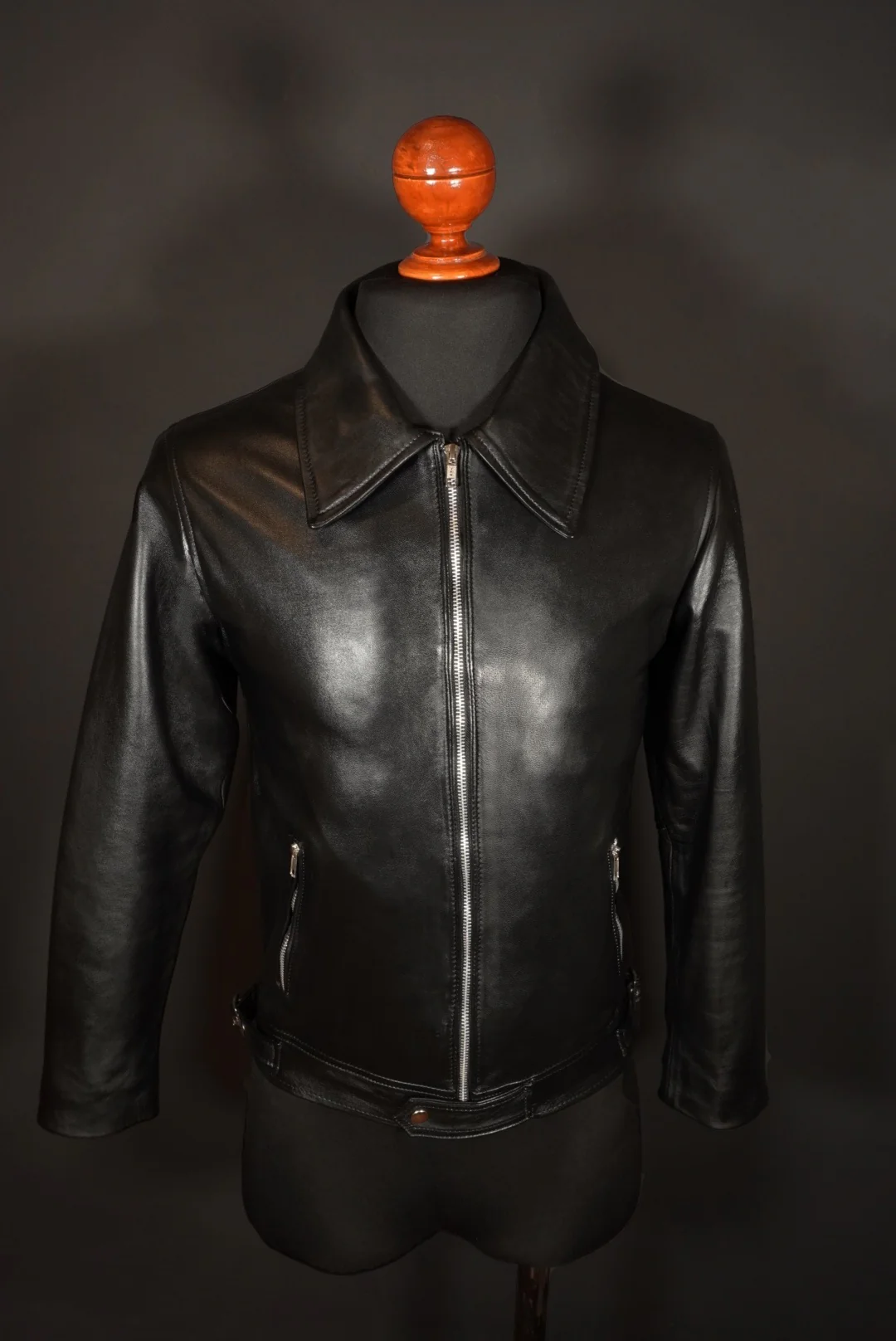Turner darkest black - Image 10