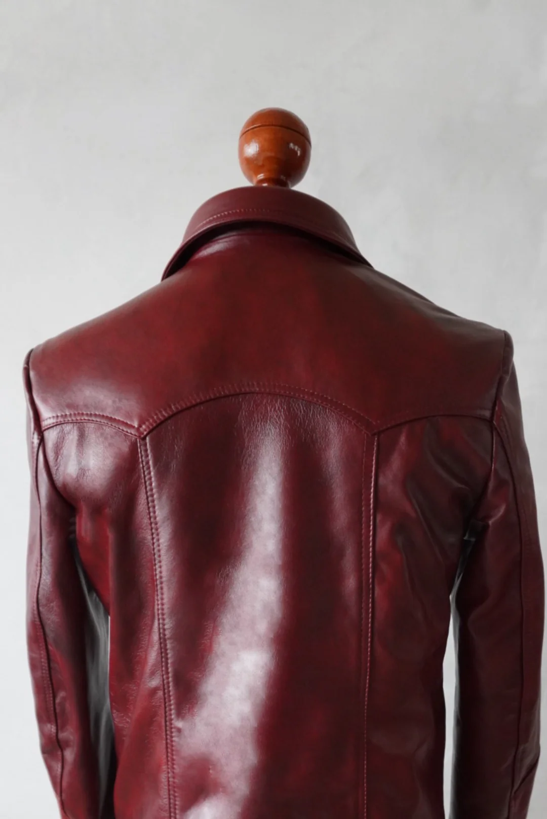 Tyler Durden gabardina red - Image 3